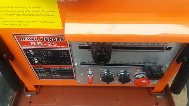 Giętarka do prętów zbrojeniowych