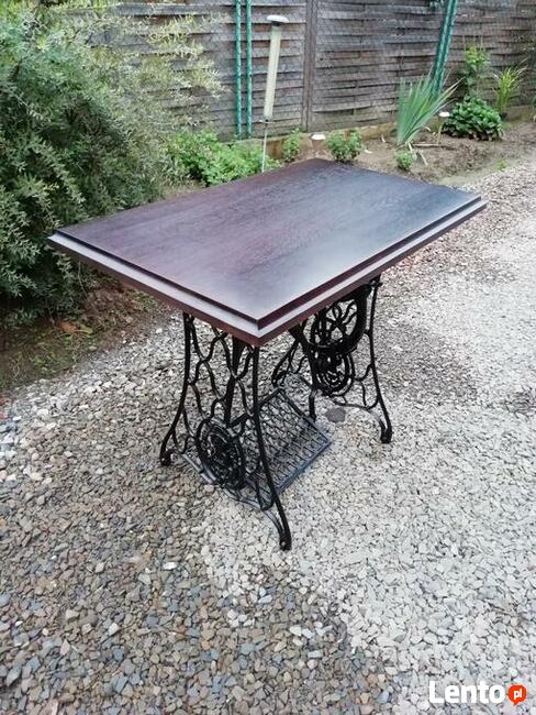 Maszyno Stolik Singer