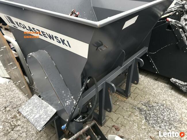 Szufla do zadawania pasz KOŁASZEWSKI z frezem hydraulicznym