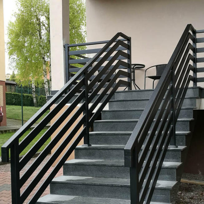 Schody granitowe g654 New 150x33x2 płomieniowane stopnice