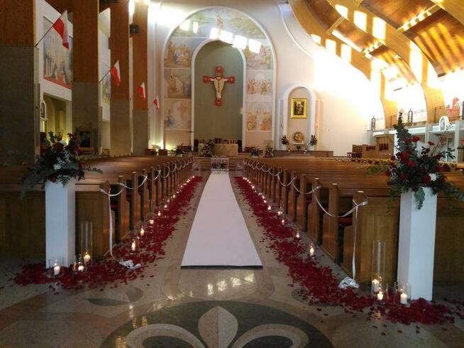 WeddingStory- dekoracje ślubne, kwiaty, wypożyczalnia