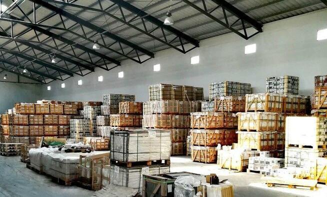 Płytki granitowe kamień 60x60x2 płomień crystal brown tarasy