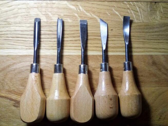 Zestaw 5 sztuk dłut snycerskich, rzeźbiarskich