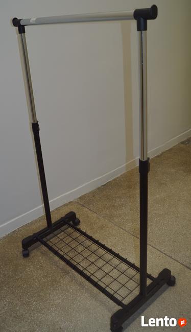 Stojak na Odzież
