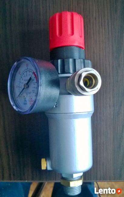 Reduktor ciśnienia 1/2 pionowy filtr na zbiornik