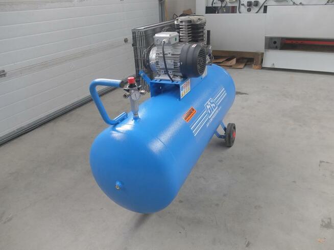 Kompresor GIS 200 L NOWY