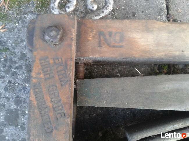 Antyk stara wyżymaczka ang./USA drewniana, 80 zł.