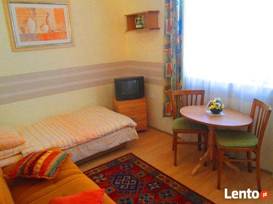 BUSOLA - dobry kierunek na WAKACJE w Łebie i już od 35 zł!