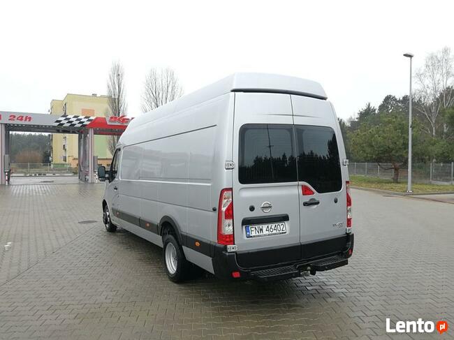 Wynajem busa USŁUGI TRANSPORTOWE NISSAN NV400