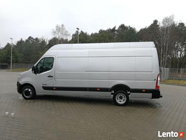 Wynajem busa USŁUGI TRANSPORTOWE NISSAN NV400