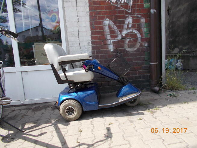 Skuter elektryczny dla osoby starszej lub niepełnosprawnej P