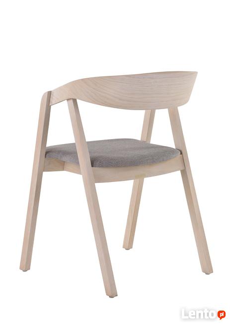 Designerskie fotele dębowe z Meble Radomsko