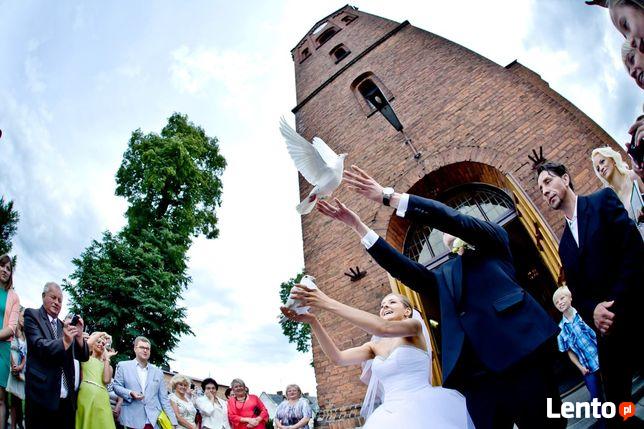 Białe gołębie ślub