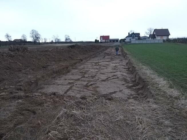 Usługi-wywrotka 4-osiowa, 3-osiowa, piasek, koparka, koparko-