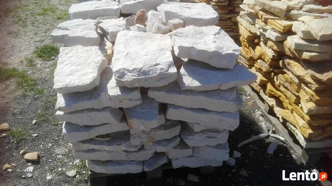 Kamien ogrodowy, grys