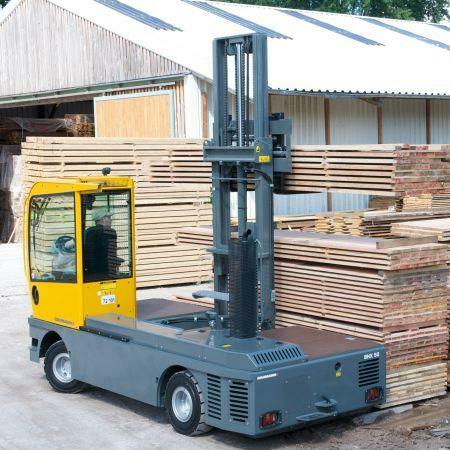Boczny wózek widłowy Lancer Diesel platforma 1400 mm baumann