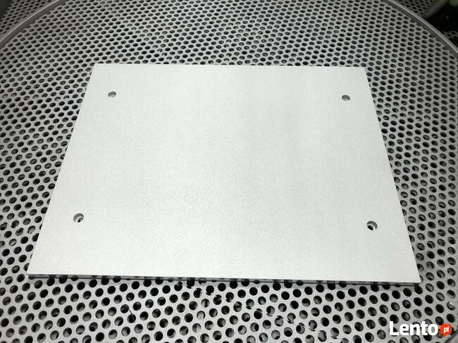 Piaskowanie, szkiełkowanie, śrutowanie.