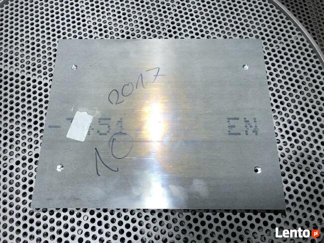 Piaskowanie, szkiełkowanie, śrutowanie.