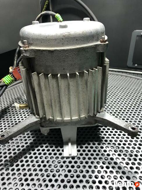 Piaskowanie, szkiełkowanie, śrutowanie.