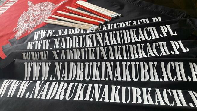 Wycinanie napisów, cięcie ploterem kształtów logo reklama