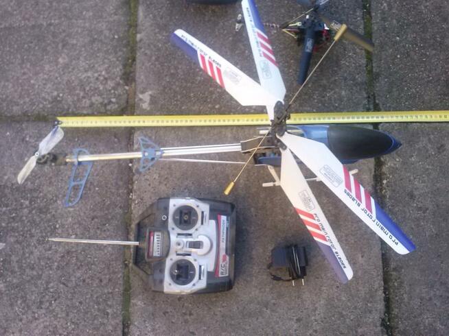 Helikopter duży, oraz inne małe, razem za 130 zł.