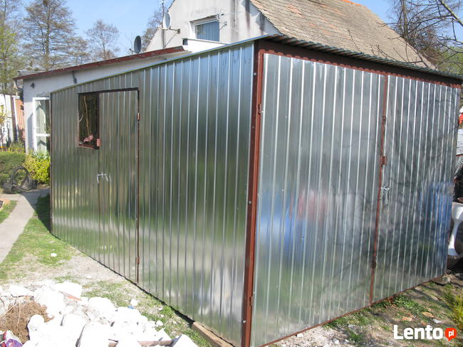 Garaż blaszany 3x5, brama dwuskrzydłowa, spad w tył