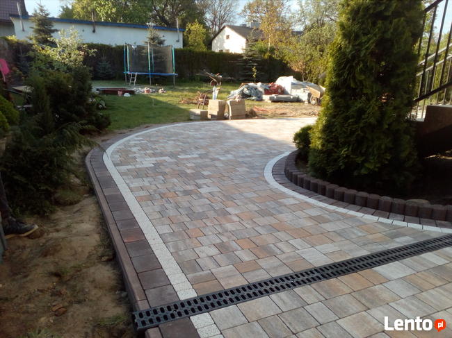 Układanie kostki brukowej, usługi brukarskie, brukarstwo