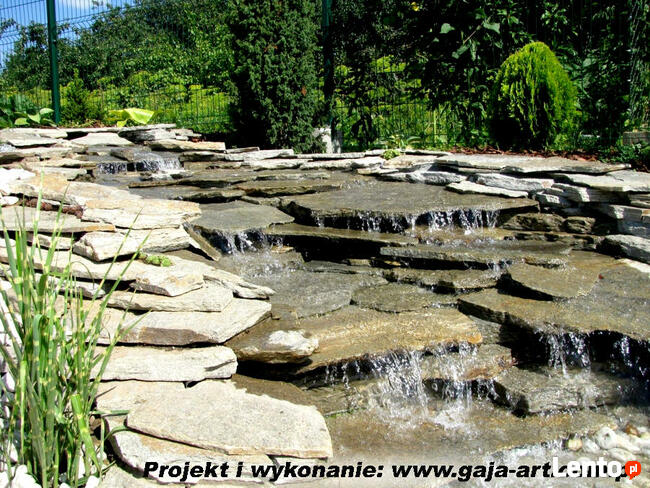 Kamień wielkopłytowy (kamień na podjazdy, kaskady wodne)