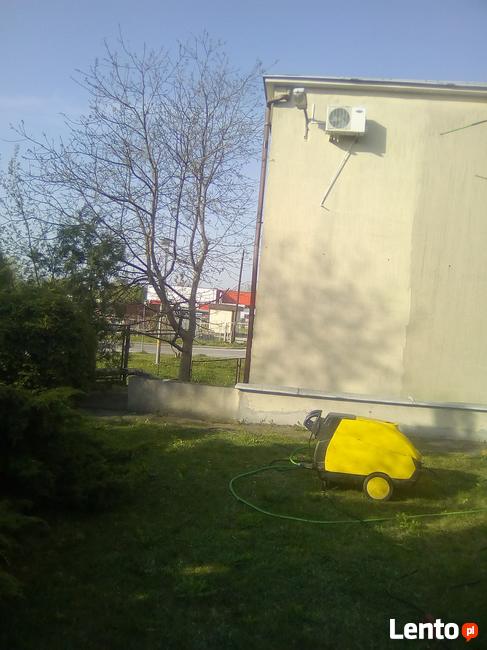 Mycie dachow i elewacji