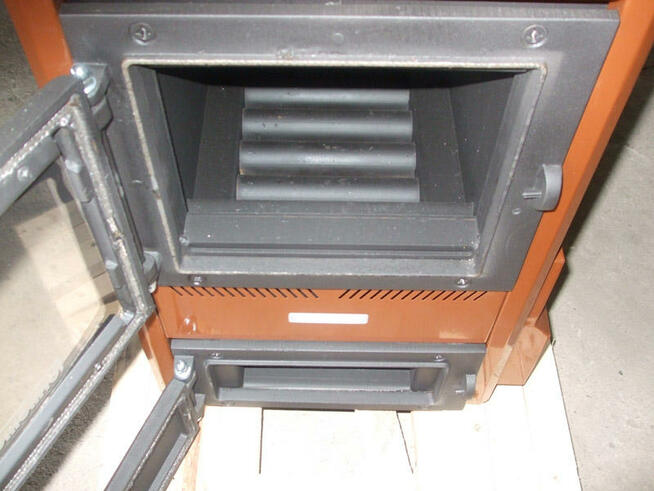 PIEC KUCHENNY TERMOMONT TEMY S-10 Z FUNKCJĄ C.O. 10 KW. brąz