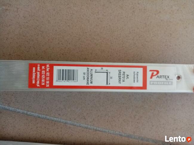 Kątowniki schodowe, profile - kolor srebrny