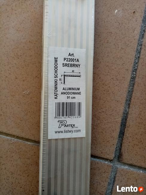 Kątowniki schodowe, profile - kolor srebrny