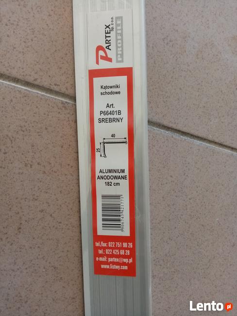 Kątowniki schodowe, profile - kolor srebrny