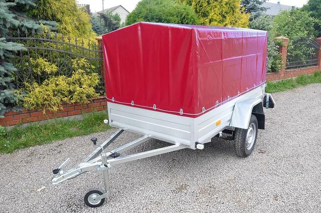 Sprzedajemy przyczepy i lawety.