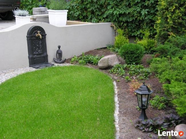 OBUDOWA KRANU ŻELIWNA WODNIK FONTANNA + KRANIK