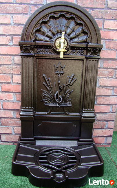 OBUDOWA KRANU ŻELIWNA WODNIK FONTANNA + KRANIK