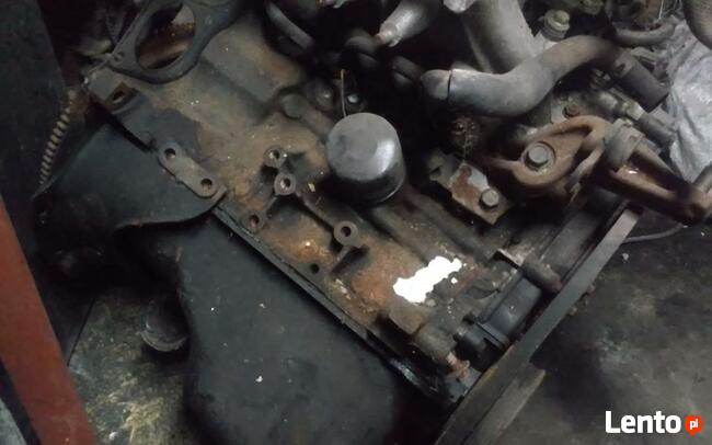 Mazda 323 silnik benzyna