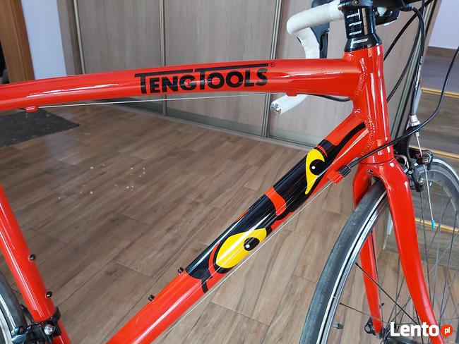 Sprzedam rower szosowy