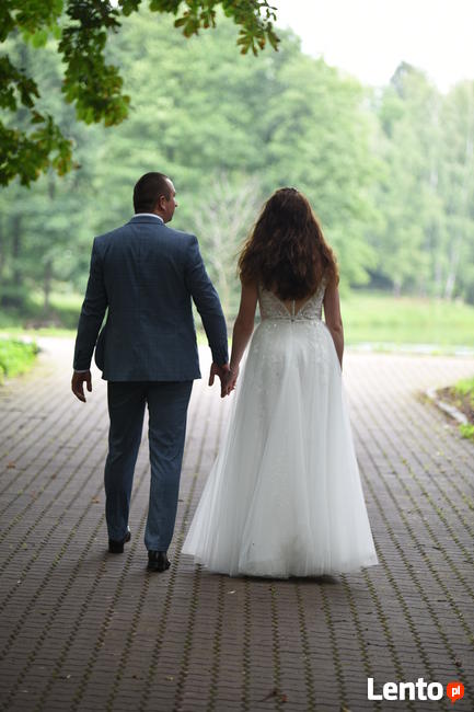 SPRZEDAM SUKNIĘ ŚLUBNĄ