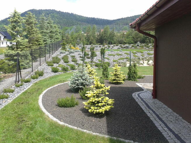 Usługi Ogrodnicze Mycie elewacji i malowanie.Mycie kostki