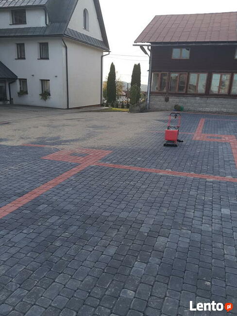 Ogrodzenia, brukarstwo, prace ziemne