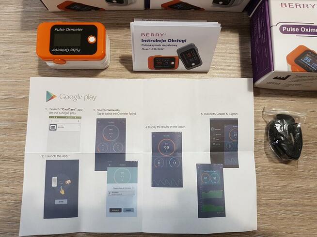 Pulsoksymetr napalcowy medyczny Berry BM1000C z funkcją blue