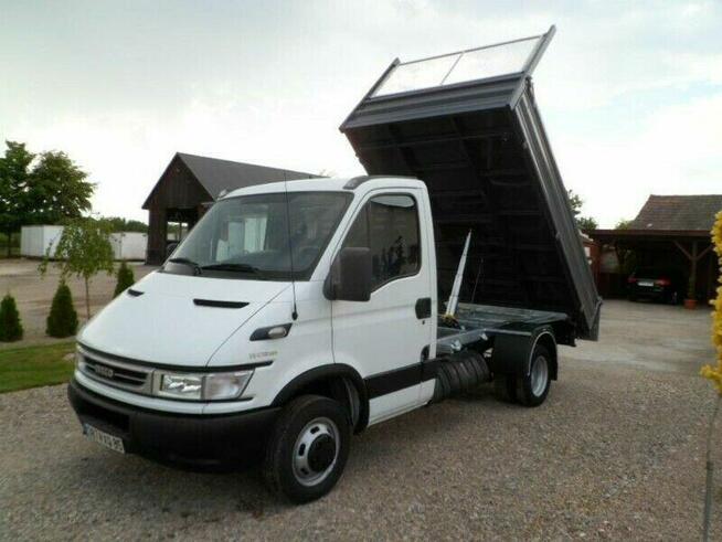 Prace ziemne Usługi minikoparką Kraków i Okolice