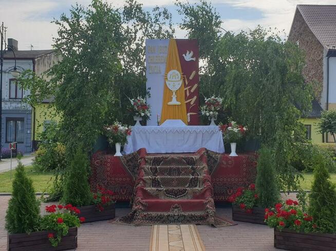 Kielich Pierwsza Komunia Pierwsza komunia ołtarz Boże Ciało