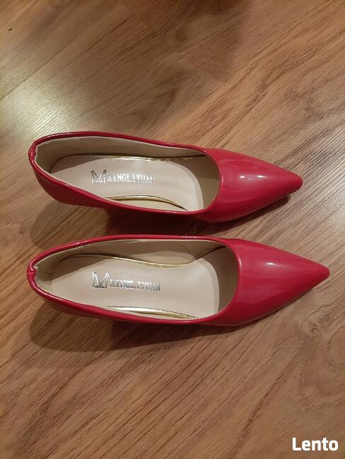 NOWE Śliczne czółenka r.37