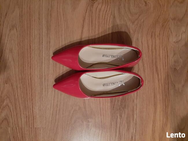 NOWE Śliczne czółenka r.37