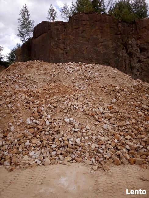 Kamień kruszywo na nasypy skarpy drogi pod kostkę place