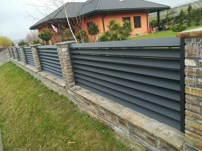 Bramy i ogrodzenia na zamówienie: dualtech