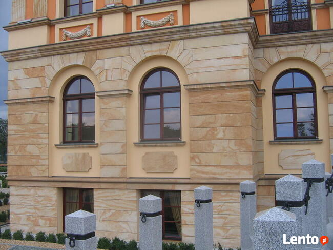 Płyty z kamienia na dworek pałac dom ściany