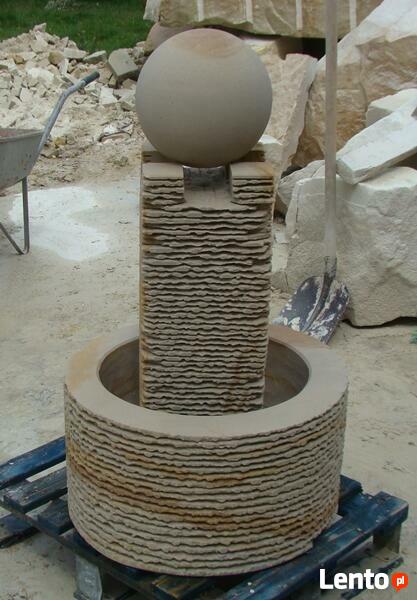 Oryginalna fontanna, piaskowiec, kamień